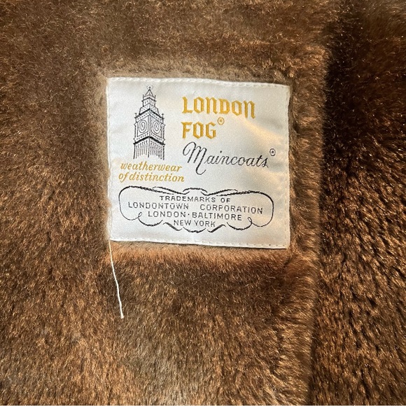 Vintage trench coat - Picture 6 of 12